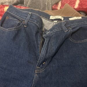 Abercrombie & Fitch Deep Blue Relaxed Jeans
